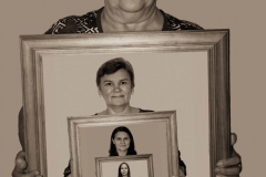 mustvalge